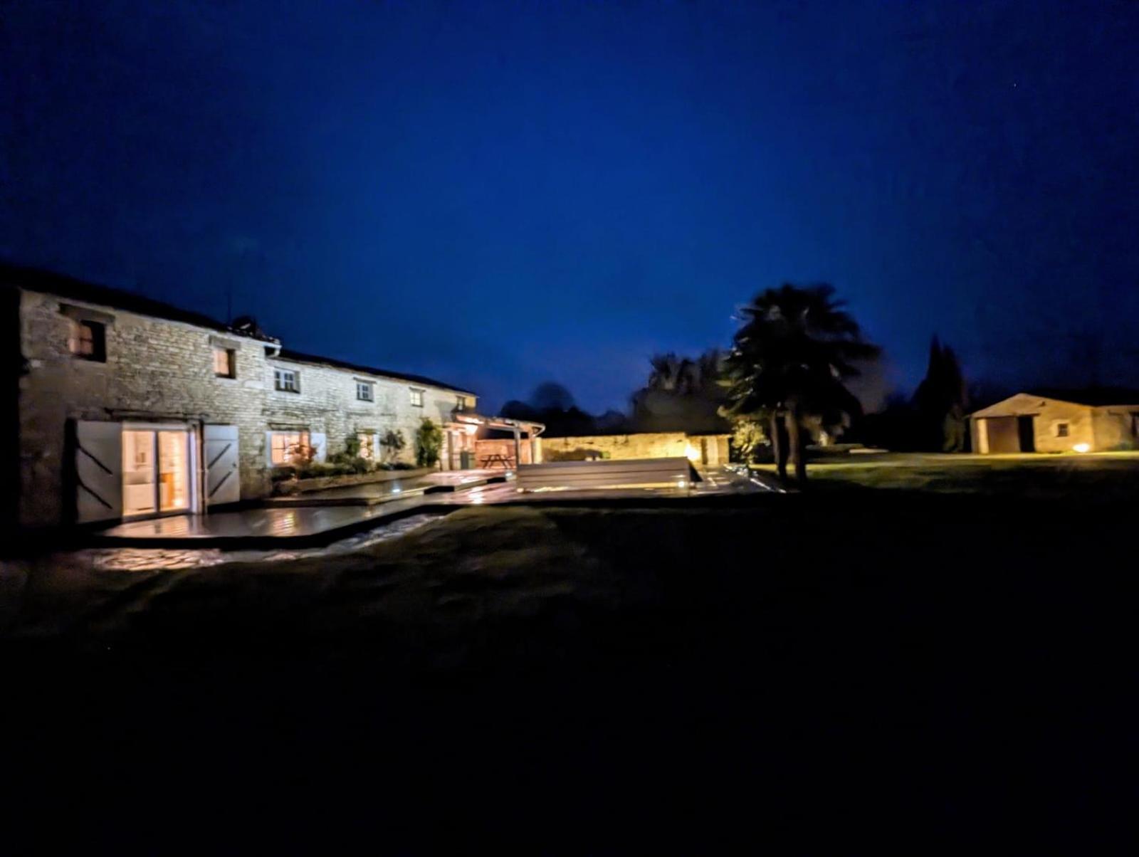 La Maison Du Petit Lac Messé Buitenkant foto