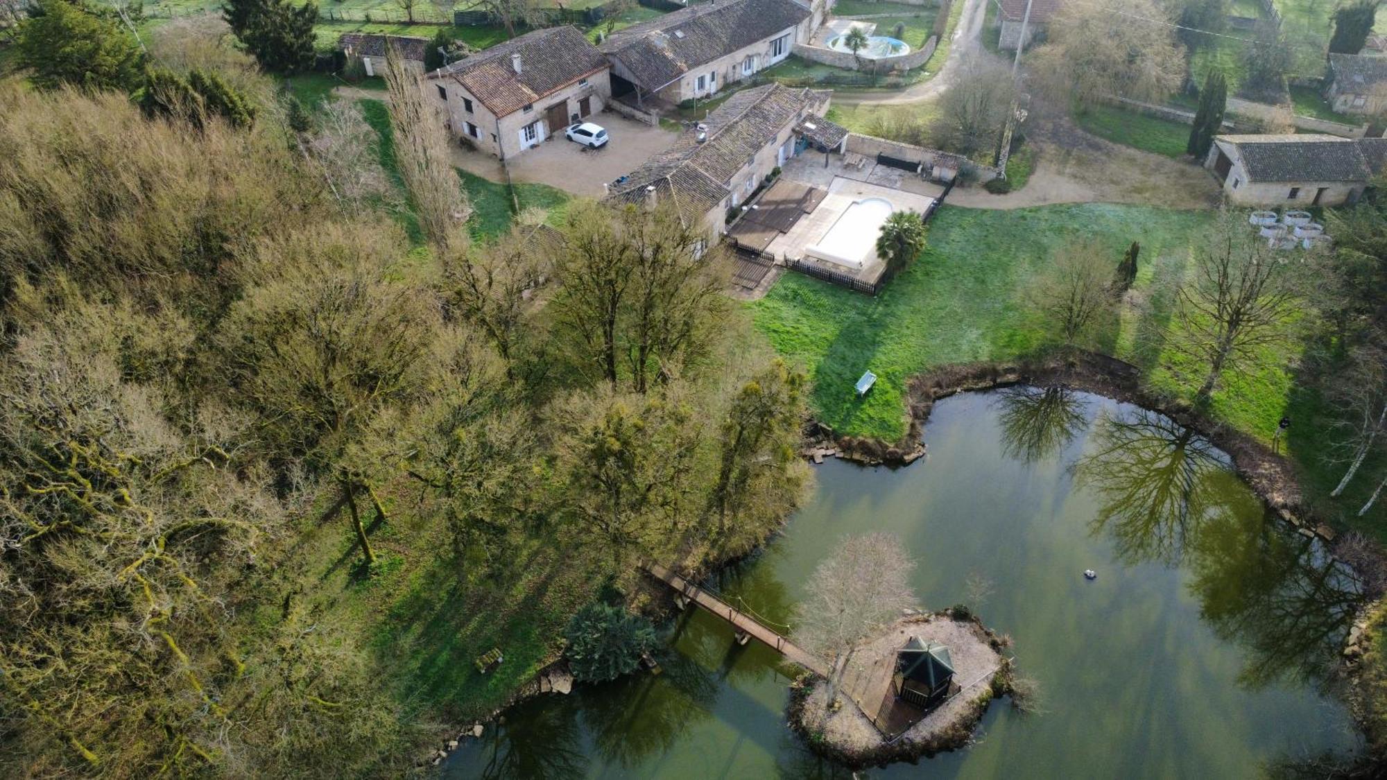 La Maison Du Petit Lac Messé Buitenkant foto